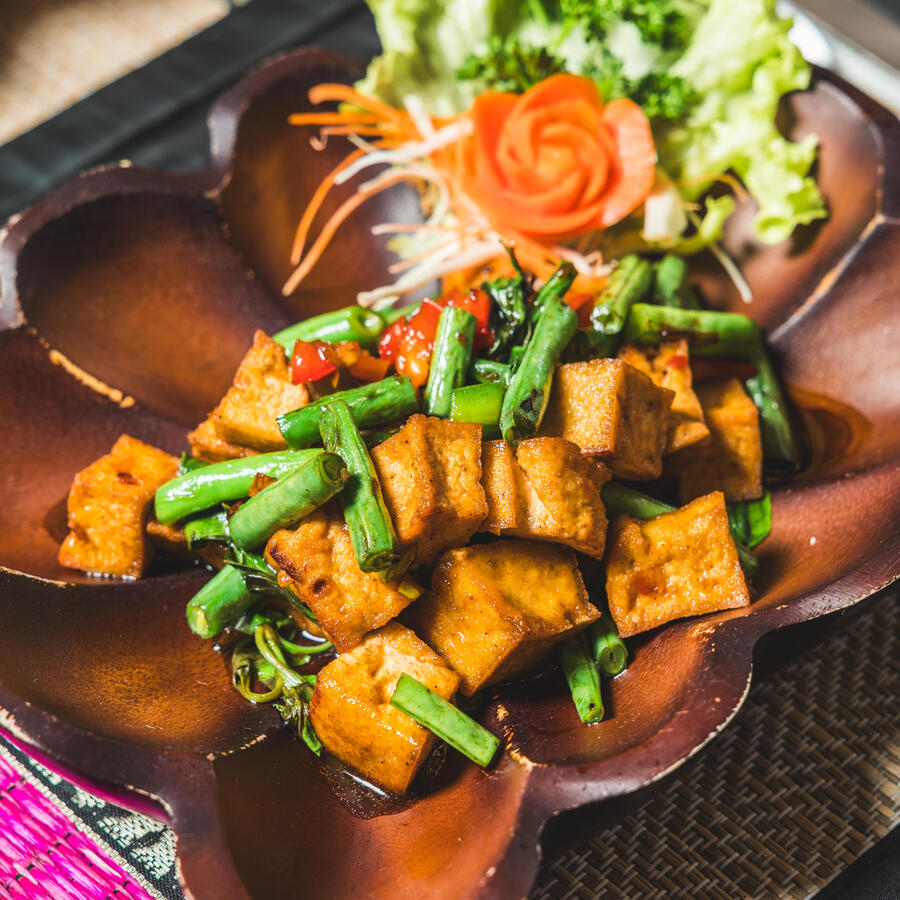 Kra Phao Tofu - Khun Akorn