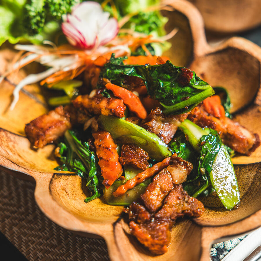 Moo Krob - Khun Akorn